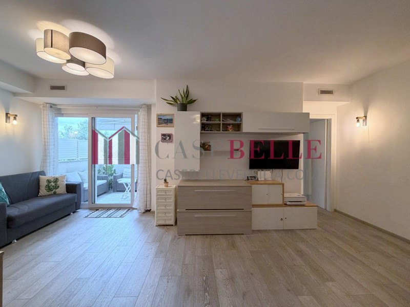 Quadrilocale in Vendita a Massa, 350'000&euro;, 90 m²