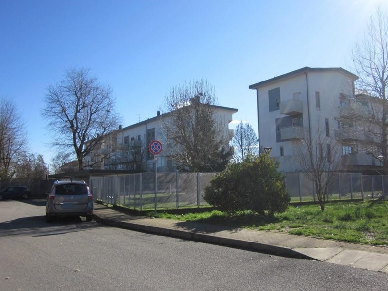 Quadrilocale in Vendita a Abbiategrasso, 89'250&euro;, 78 m²