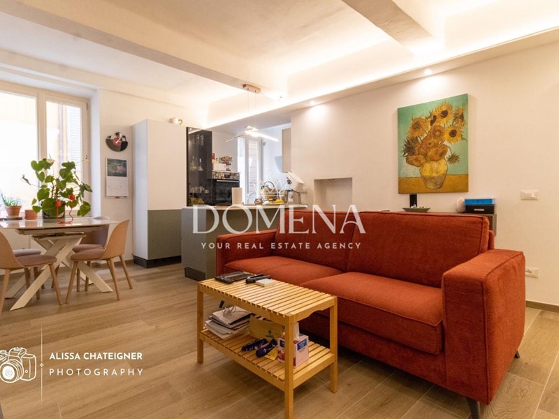 Appartamento in Vendita a Siena, 650'000&euro;, 145 m², arredato