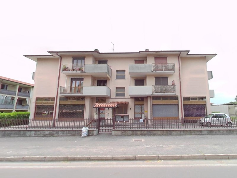 Quadrilocale in Vendita a Sotto il Monte Giovanni XXIII, 53'550&euro;, 107 m², con Box