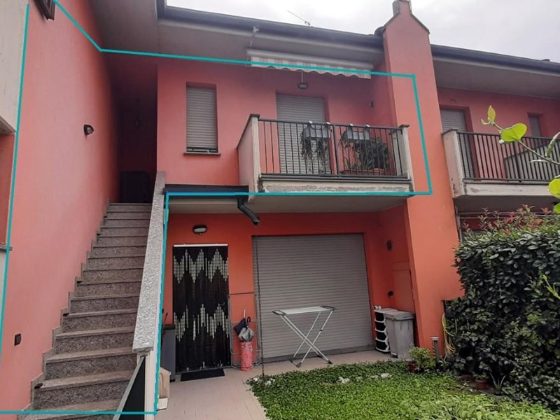 Quadrilocale in Vendita a Fara Olivana con Sola, 95'067&euro;, 94 m², con Box