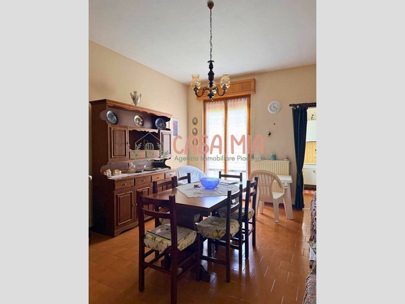 Trilocale in Vendita a Ferriere, 39'000&euro;, 85 m²