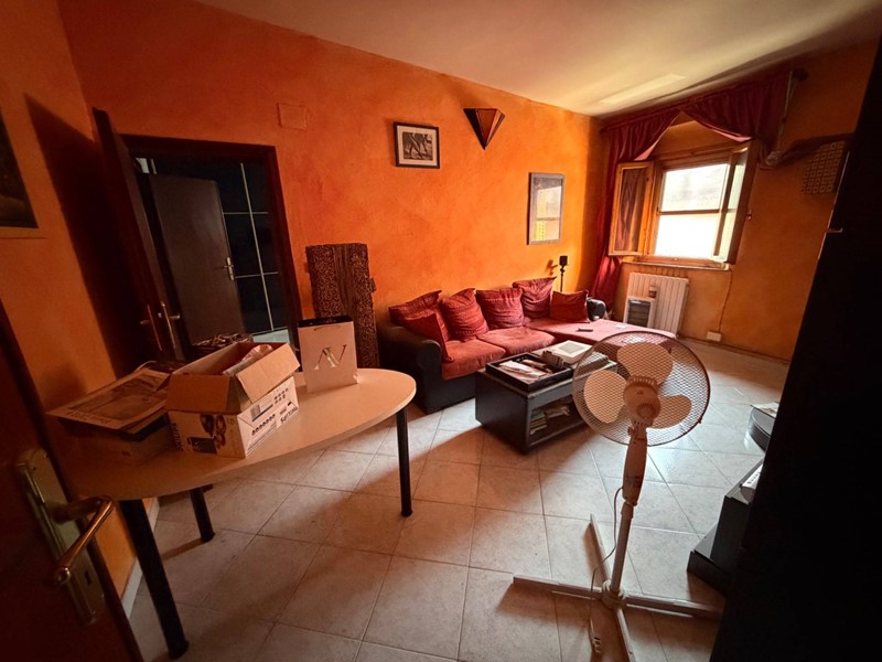 Trilocale in Vendita a Calcinaia, 79'000&euro;, 60 m²