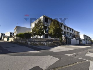 Appartamento in Vendita a Augusta, 80'000&euro;, 111 m²