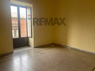 Appartamento in Vendita a Catania, 285'000&euro;, 225 m²
