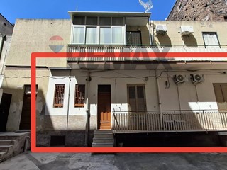 Trilocale in Vendita a Catania, 69'000&euro;, 60 m²