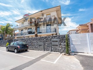 Quadrilocale in Vendita a Mascalucia, 129'000&euro;, 107 m²