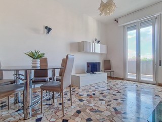 Appartamento in Affitto a Ferrara, 900&euro;, 100 m²