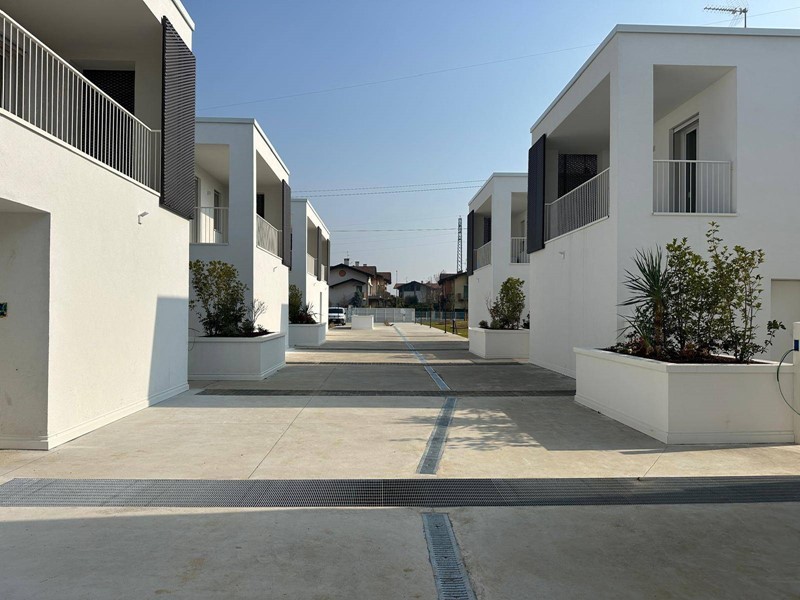 Trilocale in Vendita a Verdellino, 210'000&euro;, 82 m²