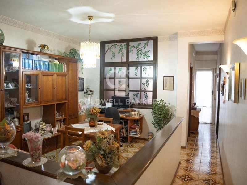 Quadrilocale in Vendita a Catania, 103'000&euro;, 111 m²
