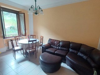 Trilocale in Vendita a Vallecorsa, 31'000&euro;, 70 m²