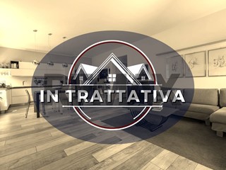 Trilocale in Vendita a Porto Ceresio, 275'000&euro;, 122 m²