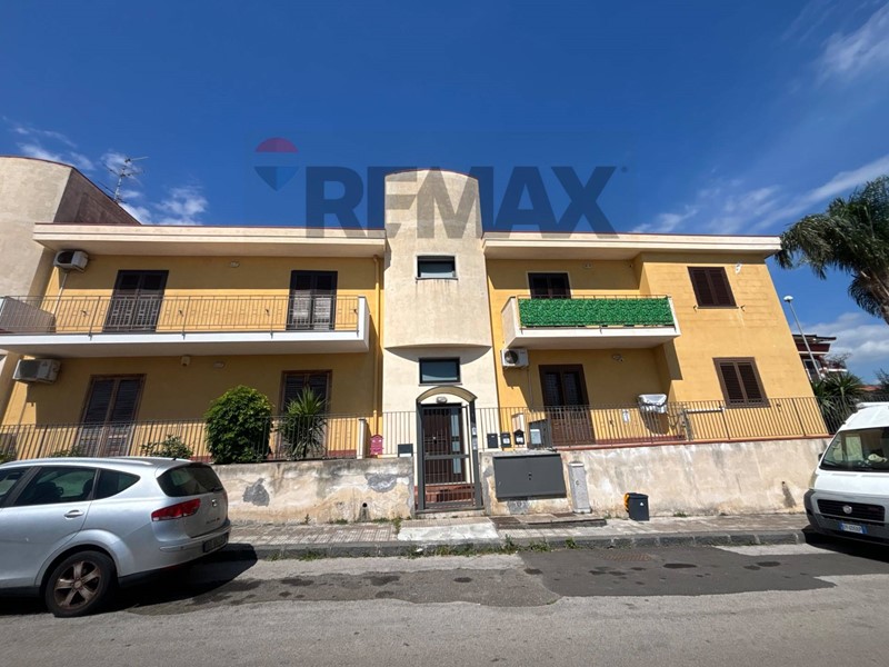 Attico in Vendita a Riposto, 45'000&euro;, 89 m²