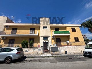 Attico in Vendita a Riposto, 45'000&euro;, 89 m²