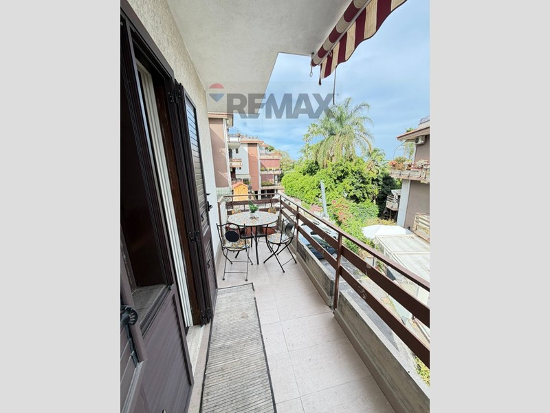Bilocale in Vendita a Aci Castello, 69'000&euro;, 29 m²