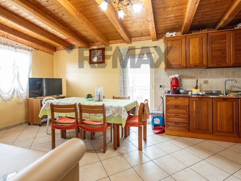Quadrilocale in Vendita a Catania, 88'000&euro;, 132 m²