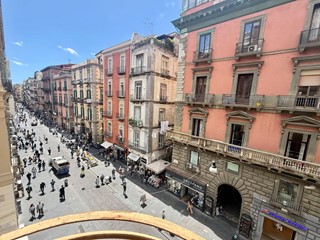 Appartamento in Vendita a Napoli, 1'150'000&euro;, 180 m²