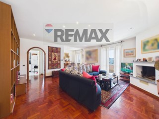 Appartamento in Vendita a Sacrofano, 195'000&euro;, 164 m²