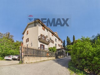Trilocale in Vendita a Campagnano di Roma, 145'000&euro;, 140 m²