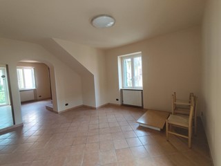 Quadrilocale in Affitto a Sarnico, 950&euro;, 100 m²