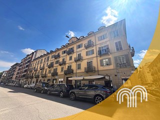 Quadrilocale in Vendita a Torino, 219'000&euro;, 90 m²