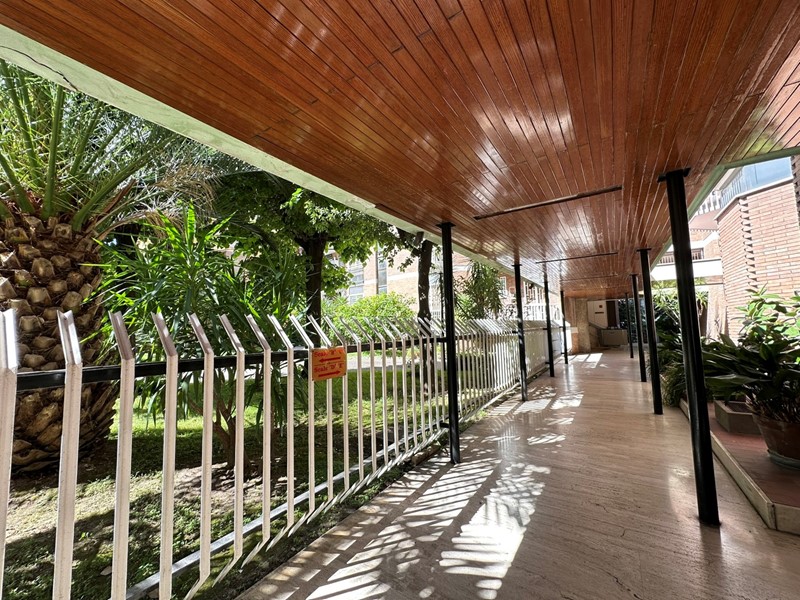 Bilocale in Vendita a Roma, 275'000&euro;, 75 m²