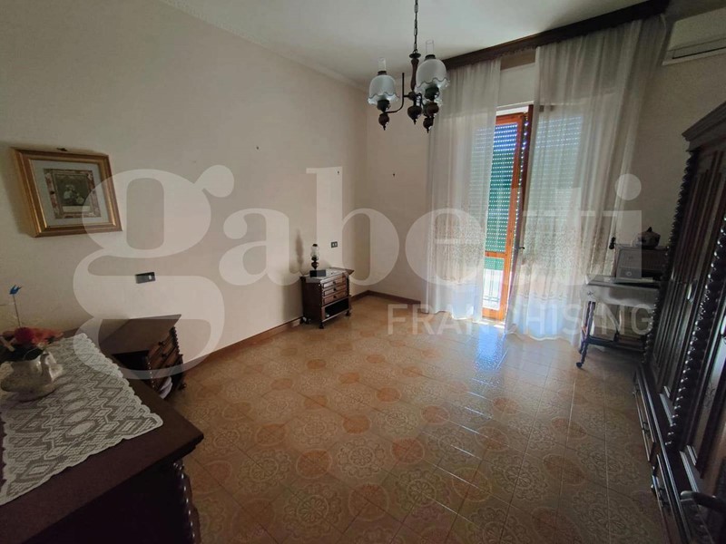 Quadrilocale in Vendita a Elmas, 230'000&euro;, 140 m²
