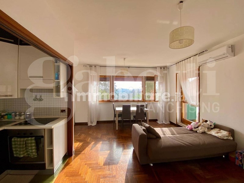 Bilocale in Vendita a Roma, 185'000&euro;, 50 m²