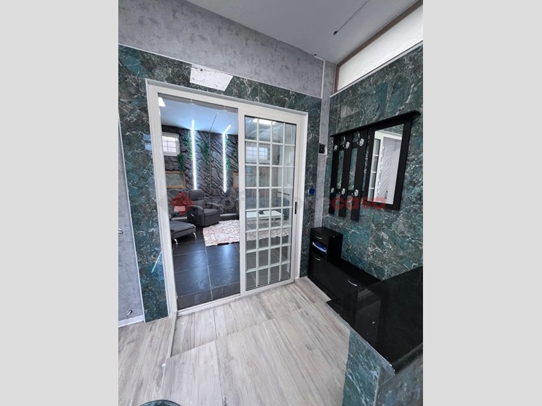 Quadrilocale in Vendita a Frosinone, 60'000&euro;, 80 m², arredato