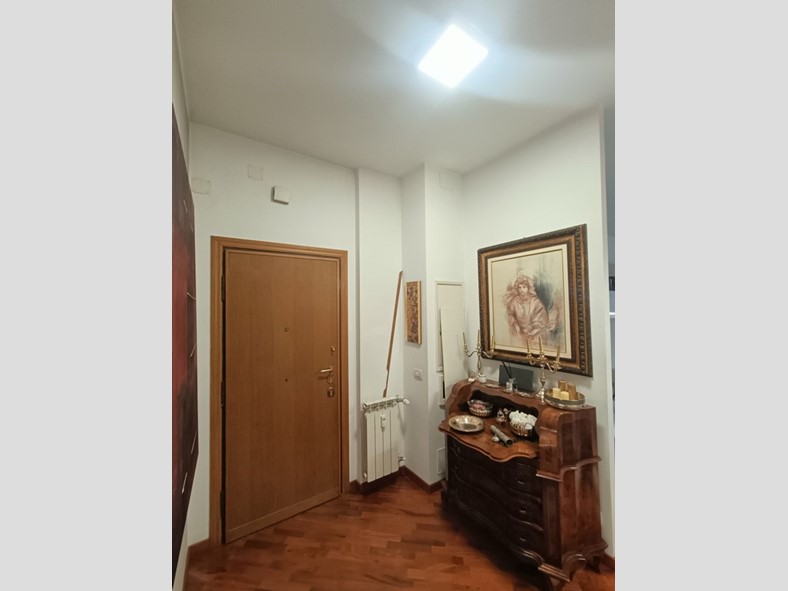 Trilocale in Affitto a Roma, 1'100&euro;, 70 m², arredato