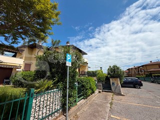 Bilocale in Vendita a Puegnago sul Garda, 169'000&euro;, 65 m², arredato