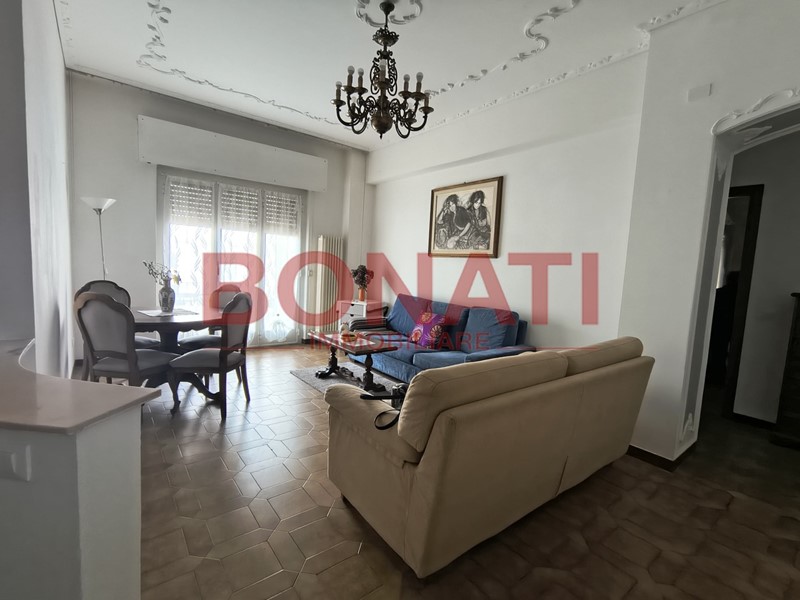 Quadrilocale in Vendita a La Spezia, zona Periferia Est, 270'000&euro;, 95 m², arredato