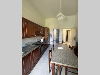 Appartamento in Affitto a Pisa, 1'400&euro;, 125 m², arredato, con Box
