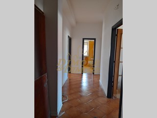 Trilocale in Affitto a Verbania, 780&euro;, 88 m², con Box