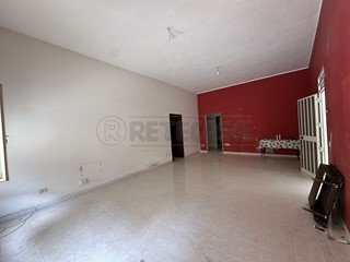 Appartamento in Vendita a Mazara del Vallo, 55'000&euro;, 100 m², con Box