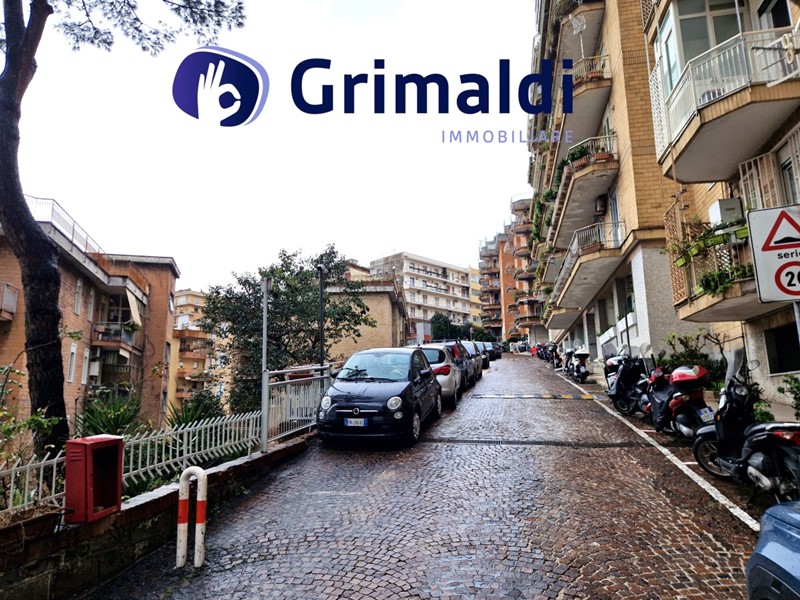 Bilocale in Affitto a Napoli, 750&euro;, 40 m²