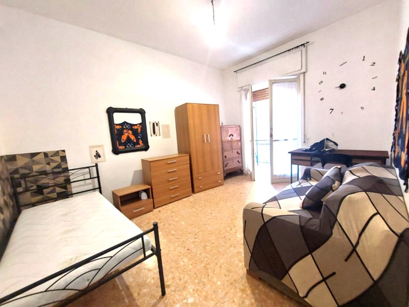 Bilocale in Affitto a Napoli, zona Centro storico, 850&euro;, 85 m², arredato