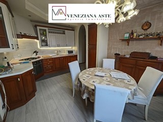 Appartamento in Vendita a Mira, 71'663&euro;, 105 m²