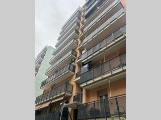 Appartamento in Vendita a Pioltello, 90'000&euro;, 101 m²