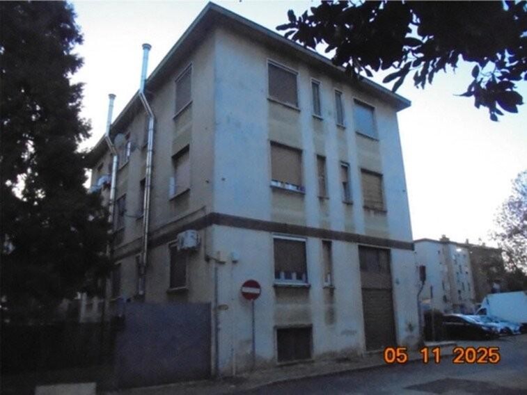 Bilocale in Vendita a San Giuliano Milanese, 18'375&euro;, 37 m²