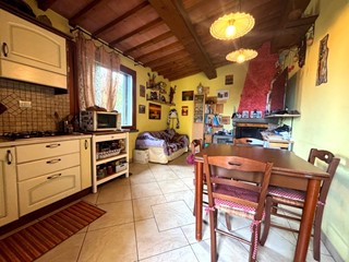 Appartamento in Vendita a Empoli, zona Ponzano, 320'000&euro;, 130 m², con Box