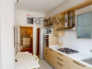 Monolocale in Vendita a Milano, 310'000&euro;, 51 m²