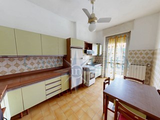 Bilocale in Vendita a Milano, 290'000&euro;, 70 m²