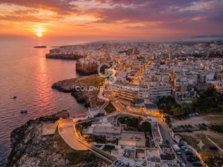 Bilocale in Vendita a Polignano a Mare, 330'000&euro;, 75 m²