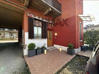 Bilocale in Vendita a Arcisate, 75'000&euro;, 69 m²