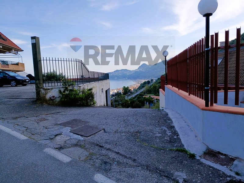Trilocale in Vendita a Letojanni, 119'000&euro;, 80 m²