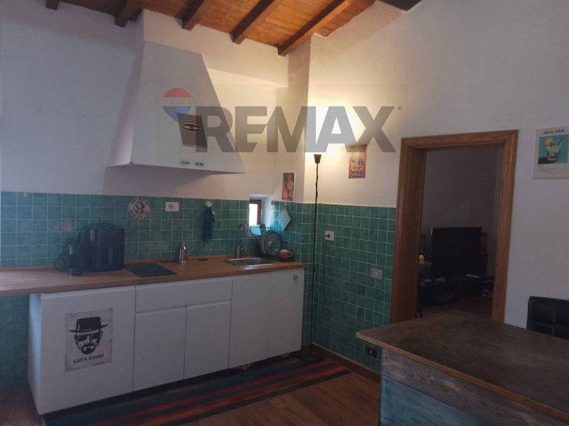 Trilocale in Vendita a Figline e Incisa Valdarno, 98'000&euro;, 62 m²