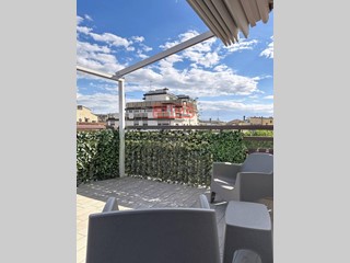 Attico in Affitto a Treviso, 1'100&euro;, 90 m²