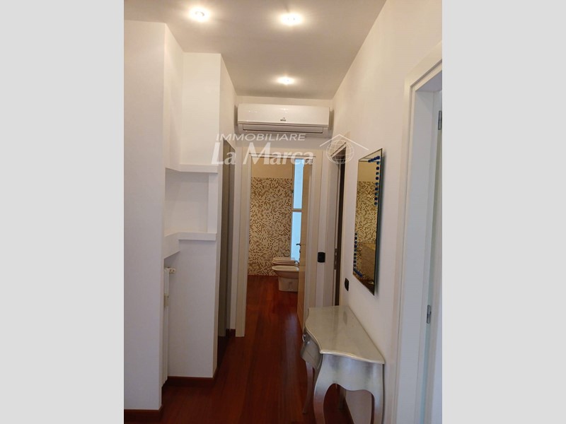 Trilocale in Affitto a Treviso, 1'090&euro;, 63 m²