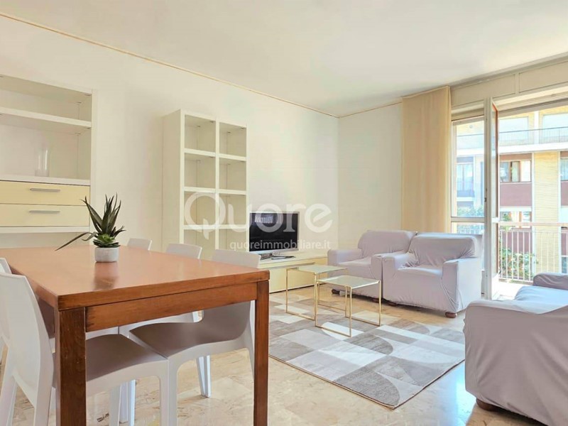 Appartamento in Affitto a Udine, 800&euro;, 120 m²